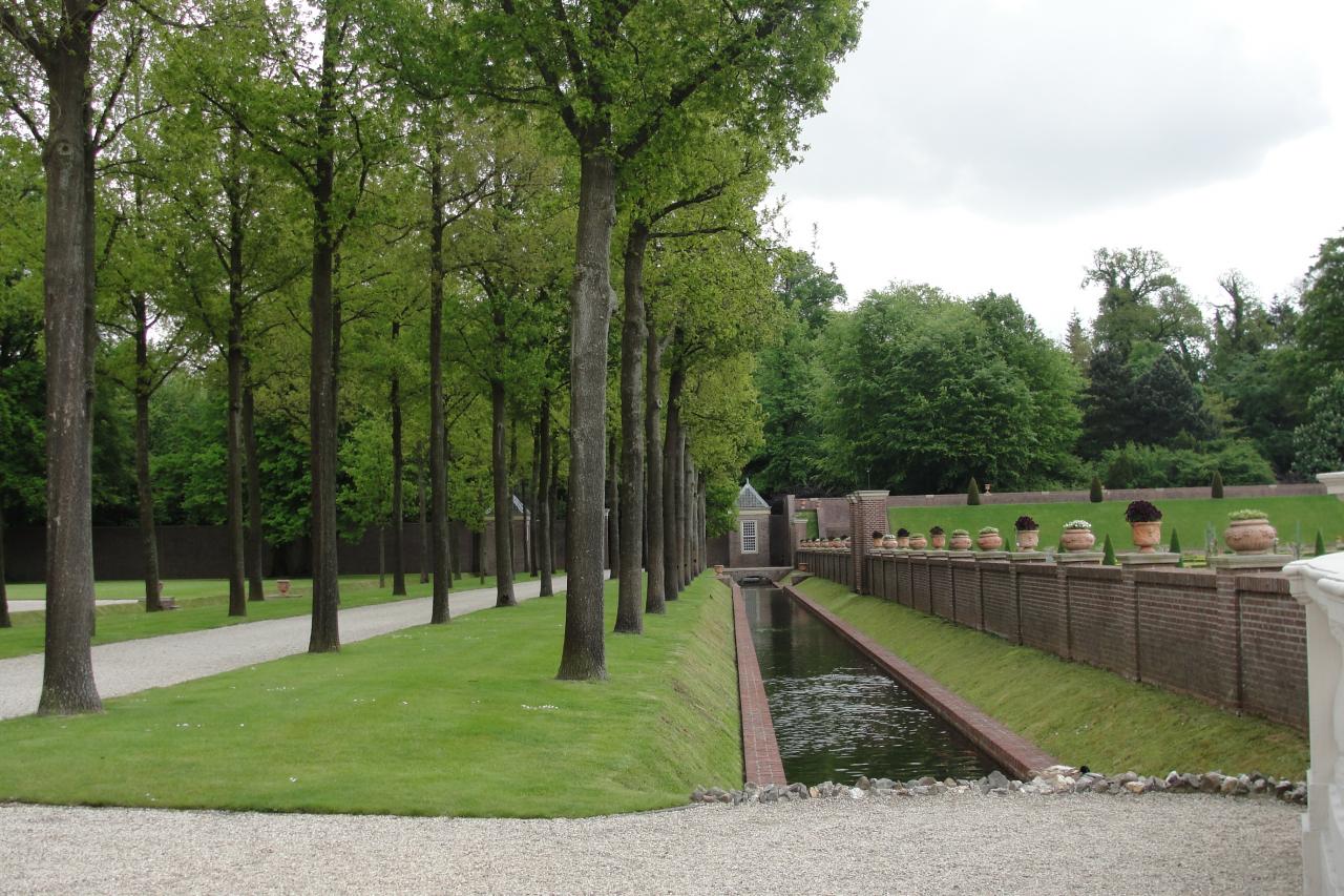 18-Les lisières du jardin supérieur