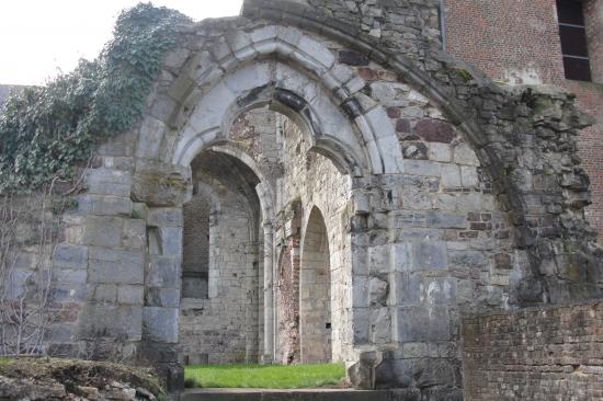 L'Abbaye d'Aulne